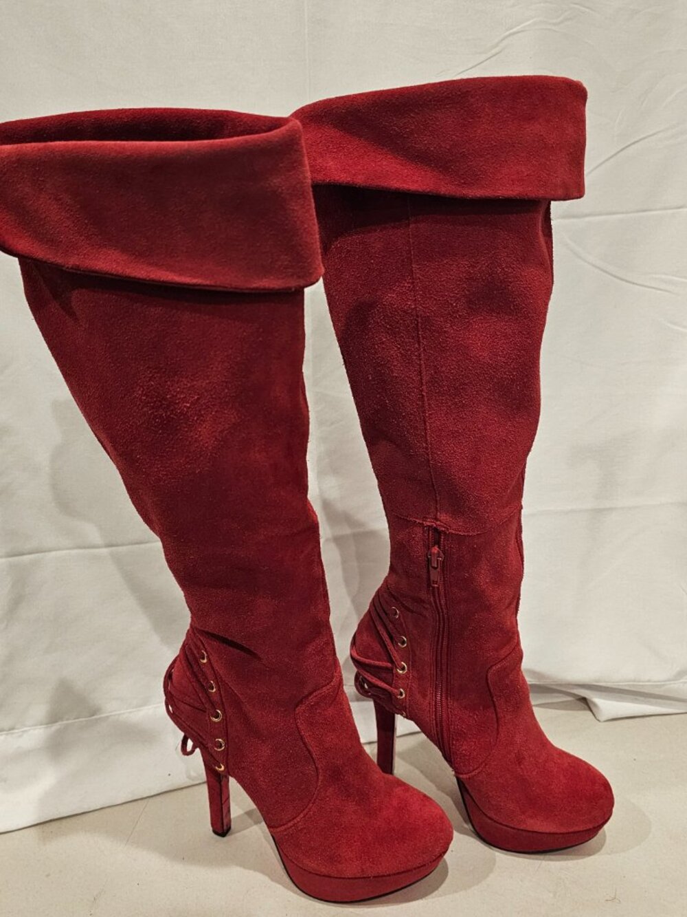 Betsey Johnson Vickki Boots Red Over Knee Platform Heel Women's Sz 6 - Picture 2 of 5